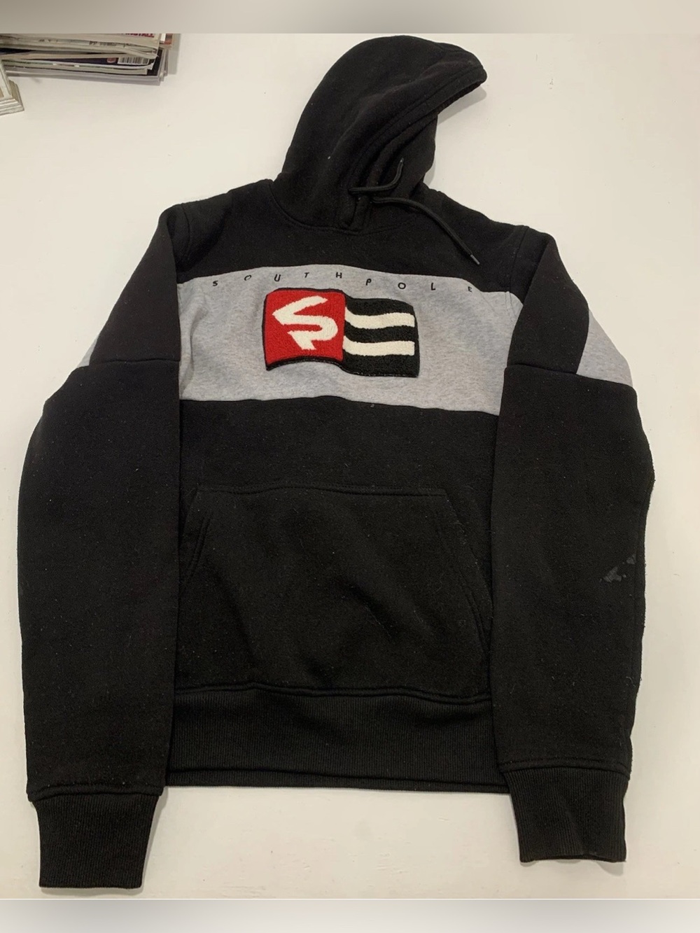Vtg South Pole Hoodie Mens Small Gray Black Flag Pullover Y2K Hip Hop Streetwear